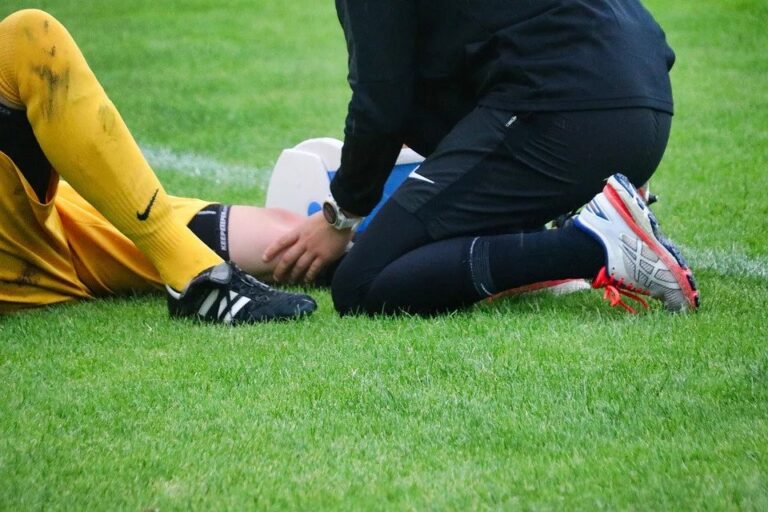 Sports injuries commonly cause knee pain