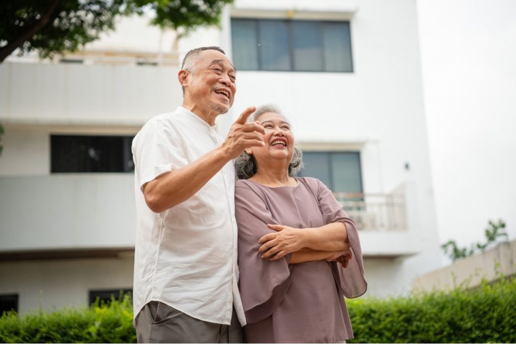 Elderly couple enjoying time outdoors